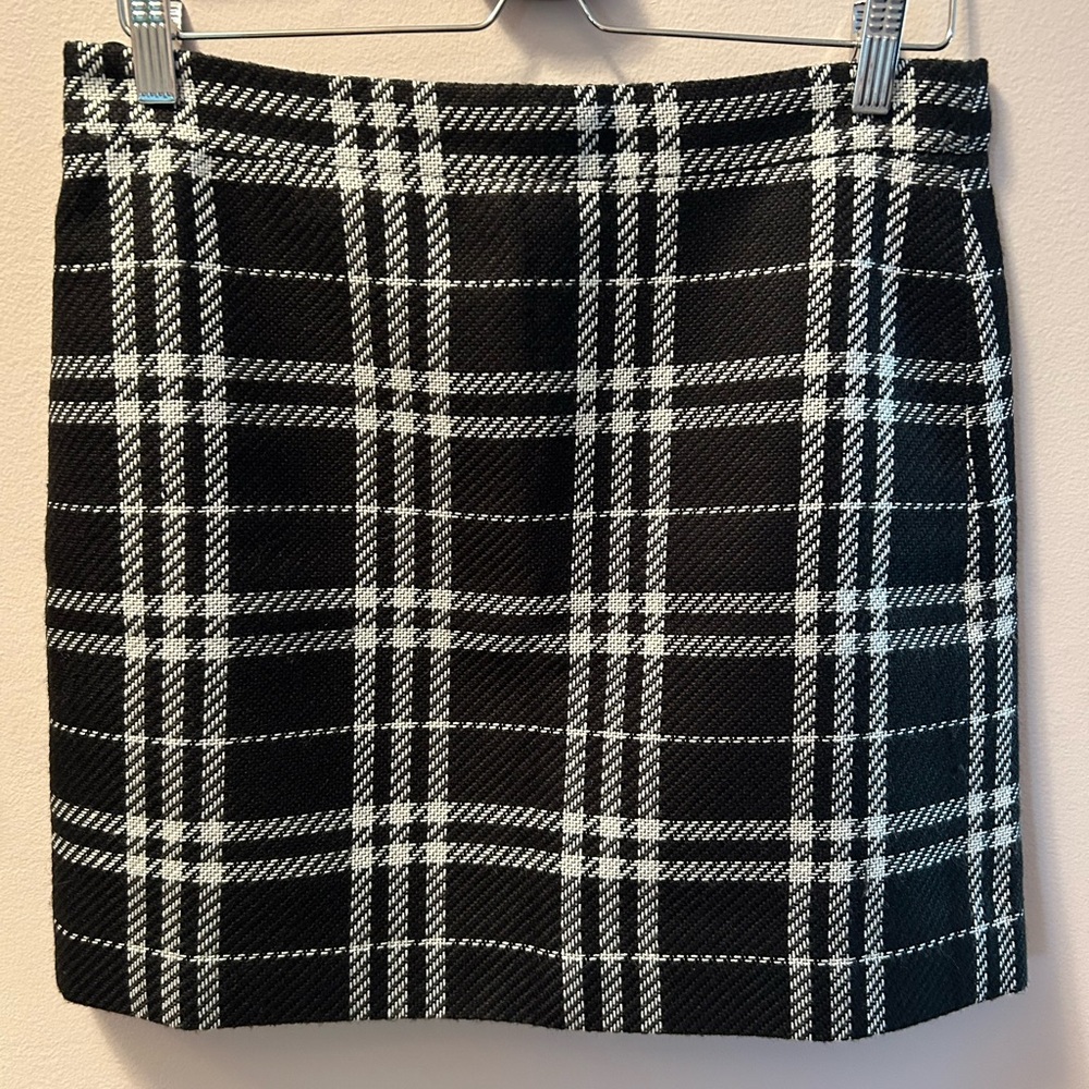 J. Crew Black and White Mini Pencil Skirt for Work - Picture 1 of 3